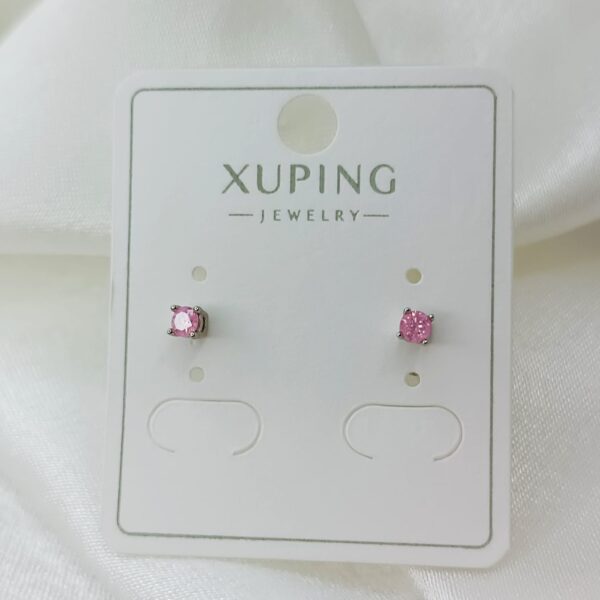 Производитель: Xuping jewelry; Вид изделия: Серьги; Вставки: Циркон; Замок: Пусет; Вид металла: Медицинский сплав; Покрытие: Родирование