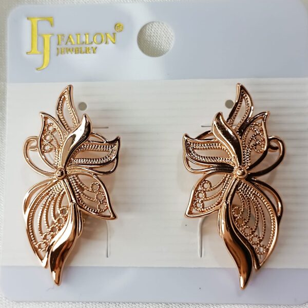 Производитель: FALLON jewelry; Вид изделия: Серьги; Вставки: Без вставок; Замок: Английский; Вид металла: Медицинский сплав; Покрытие: Золото 585,18кар