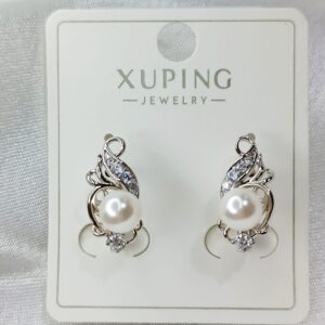 Производитель: Xuping jewelry; Вид изделия: Серьги; Вставки: Циркон, искусственный жемчуг, белый; Замок: Английский; Вид металла: Медицинский сплав; Покрытие: Родирование (Родий — это драгоценный металл платиновой группы)