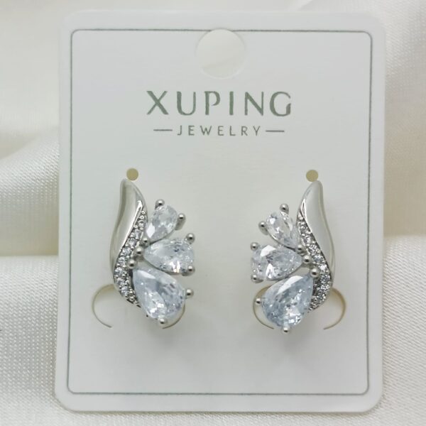 Производитель: Xuping jewelry; Вид изделия: Серьги; Вставки: Циркон; Замок: Английский; Вид металла: Медицинский сплав; Покрытие: Родирование