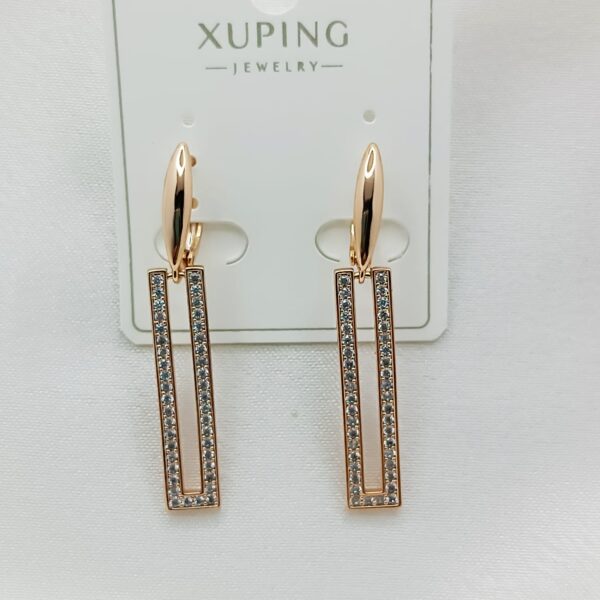 Производитель: Xuping jewelry; Вид изделия: Серьги; Вставки: Циркон; Замок: Английский; Вид металла: Медицинский сплав; Покрытие: Золото 585,18кар