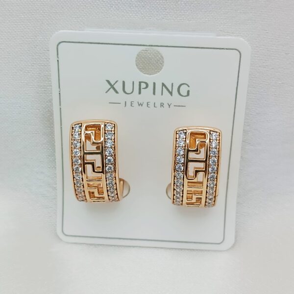 Производитель: Xuping jewelry; Вид изделия: Серьги; Вставки: Циркон; Замок: Кольцо-Конго; Вид металла: Медицинский сплав; Покрытие: Золото 585,18кар