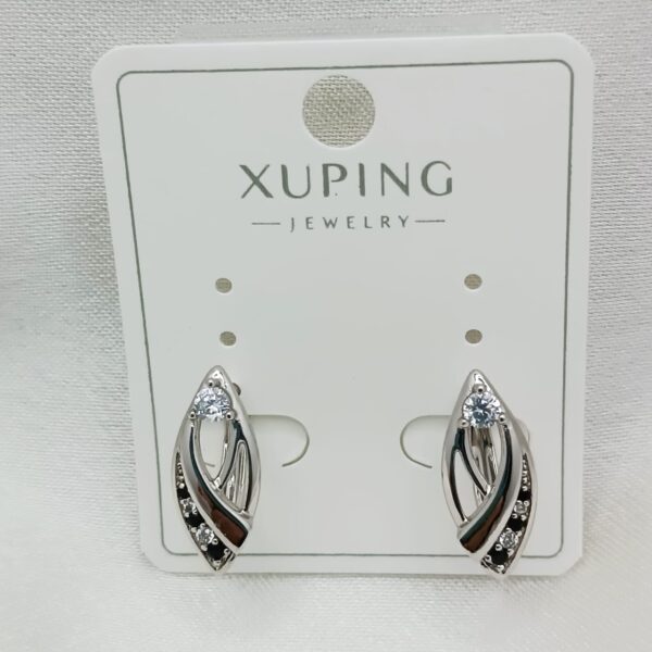 Производитель: Xuping jewelry; Вид изделия: Серьги; Вставки: Циркон; Замок: Английский; Вид металла: Медицинский сплав; Покрытие: Родирование